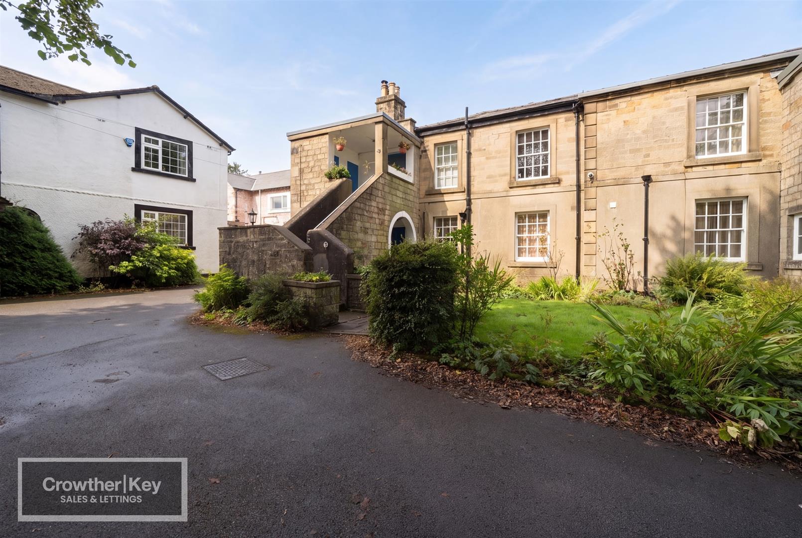 St. Johns Road, Buxton